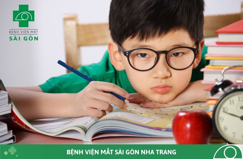  CẬN THỊ Ở TRẺ EM - NGUYÊN NHÂN VÀ PHÒNG TRÁNH